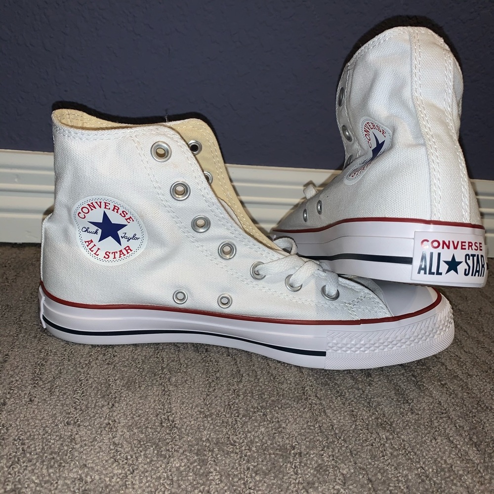 White Converse - Picture 1 of 2